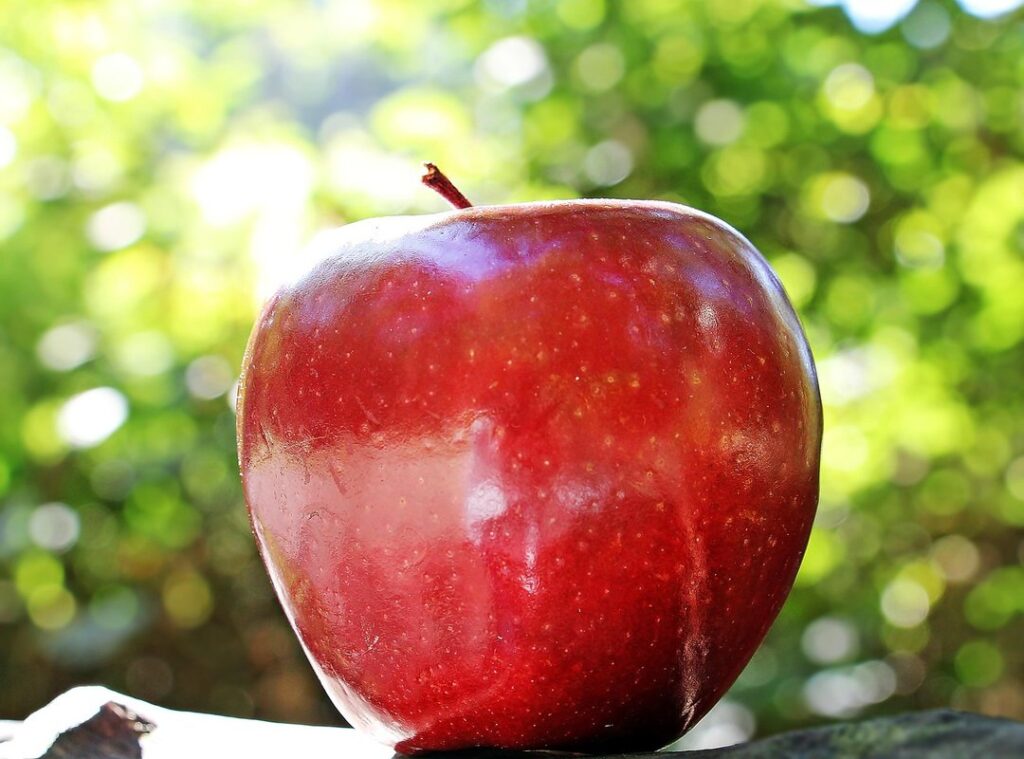 Apple branding strategy